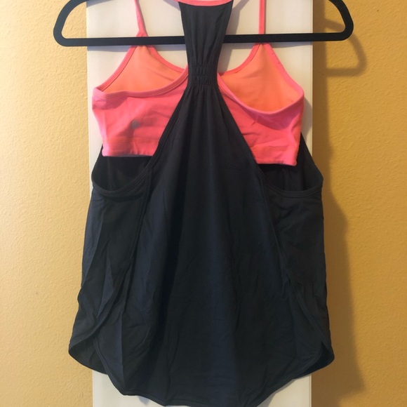 Lululemon ‘Tuck Me In’ Tank - Picture 7 of 9